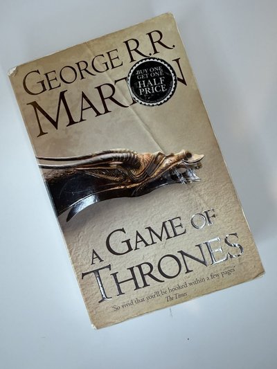 A Game of Thrones by George R R Martin