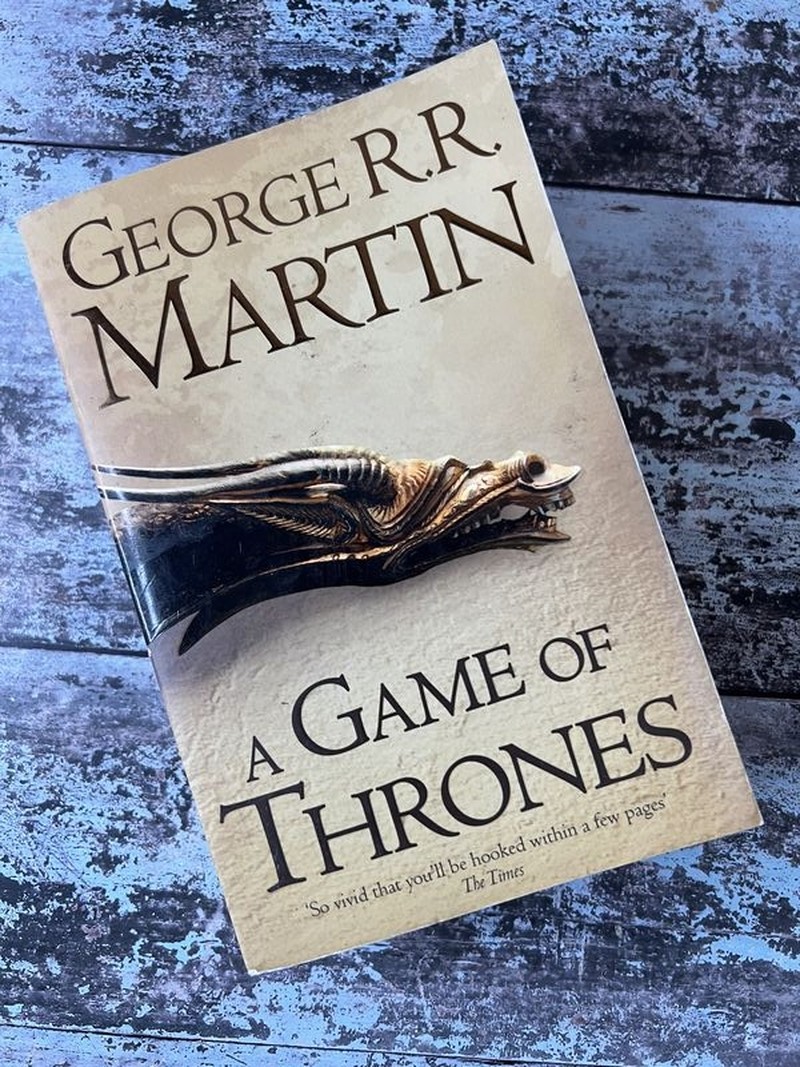 A Game of Thrones by George R R Martin