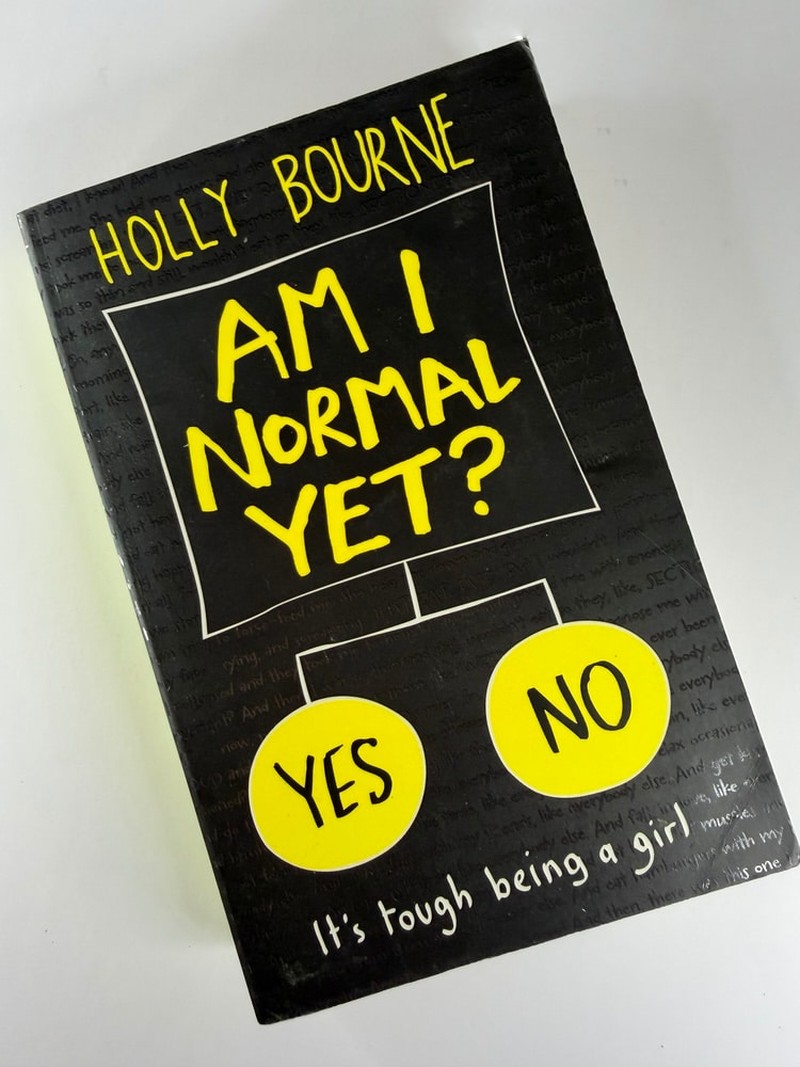 Am I Normal Yet? by Holly Bourne