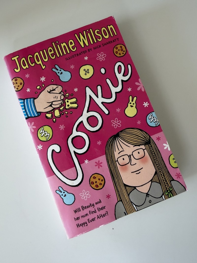 Cookie by Jacqueline Wilson