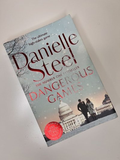 Dangerous Games by Danielle Steel
