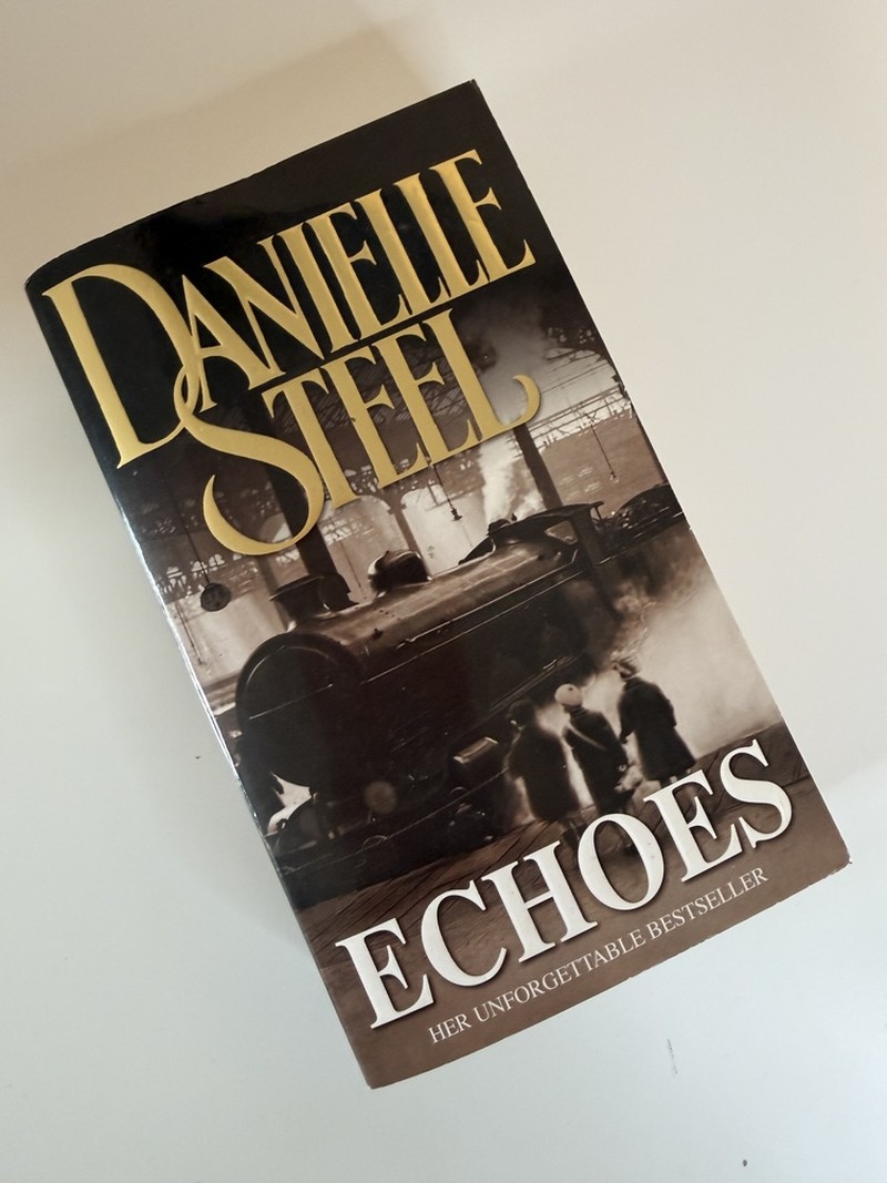 Echoes by Danielle Steel