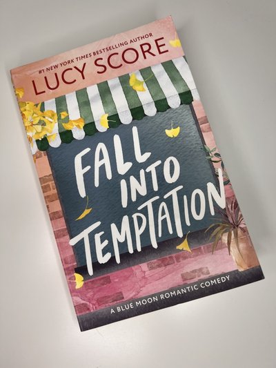 Fall Into Temptation by Lucy Score