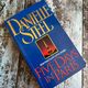 Five Days in Paris by Danielle Steel — secondhand book