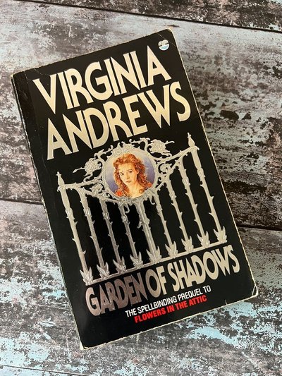 Garden of Shadows by Virginia Andrews