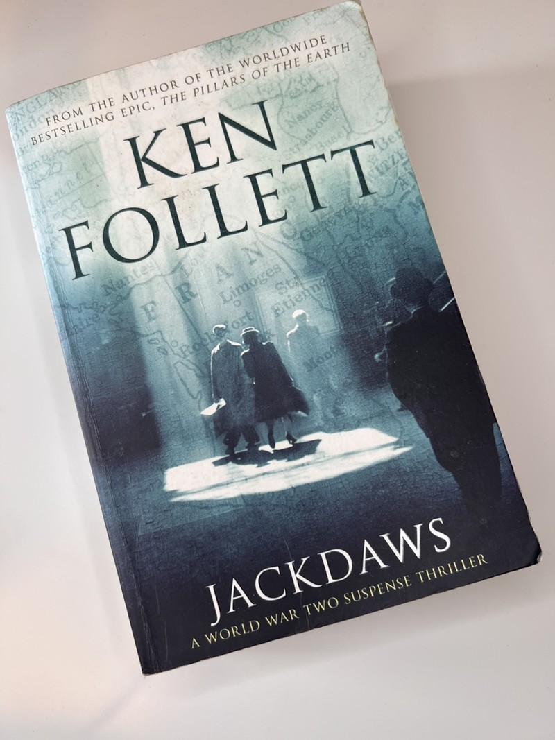 Jackdaws by Ken Follett