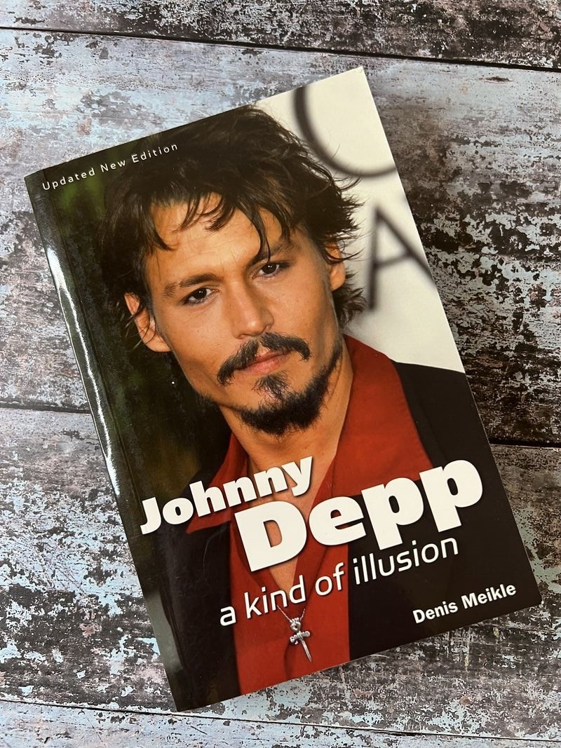 Johnny Depp by Denis Meikle