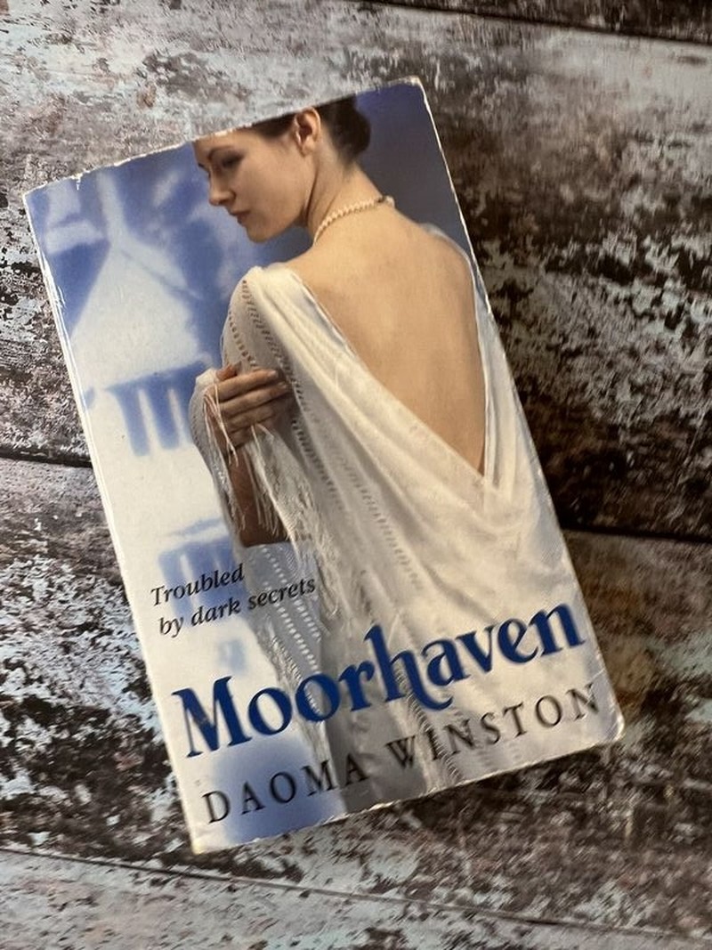 Moorhaven by Daoma Winston