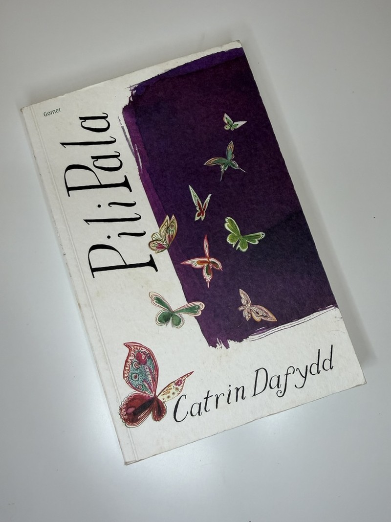 Pili Pala by Catrin Dafydd