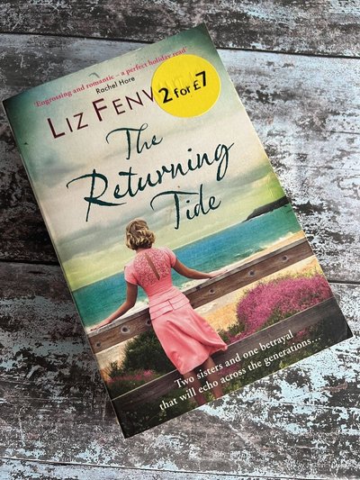 Returning Tide by Liz Fenwick