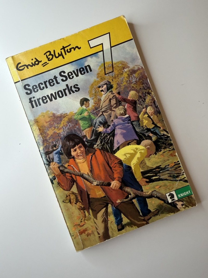Secret Seven Fireworks by Enid Blyton