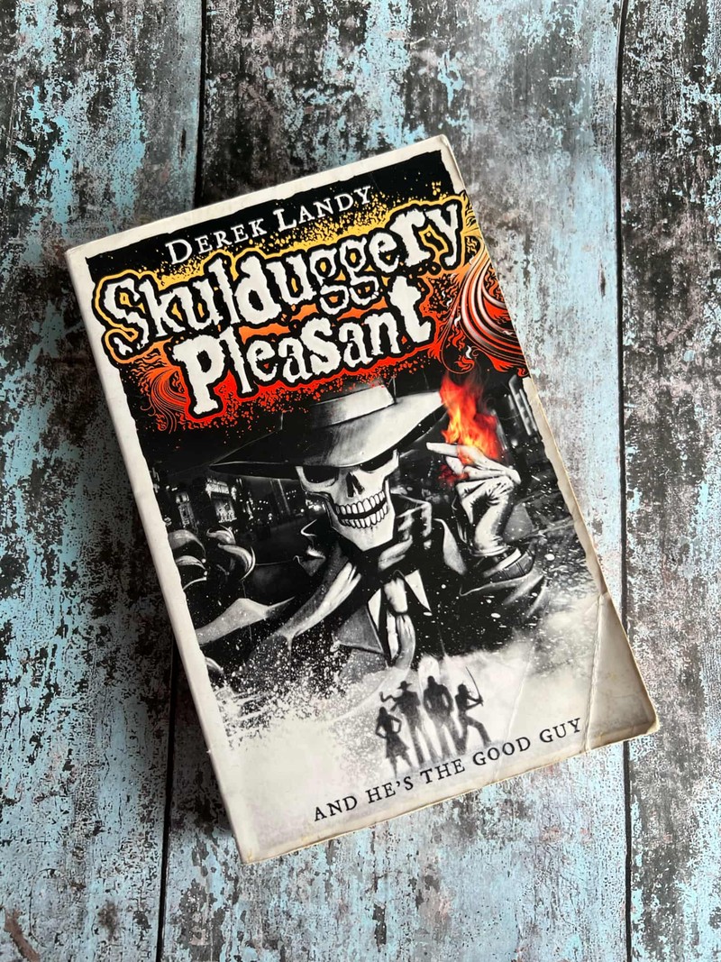 Skulduggery Pleasant by Derek Landy
