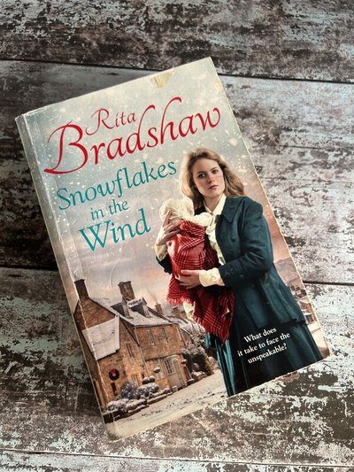 Snowflakes in the Wind by Rita Bradshaw