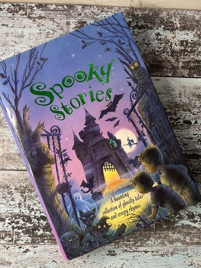 Spooky Stories by Candy Wallace, Caroline Repchuk, Claire Keen, Geoff Cowan, Kat Wootton