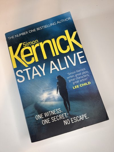 Stay Alive by Simon Kernick
