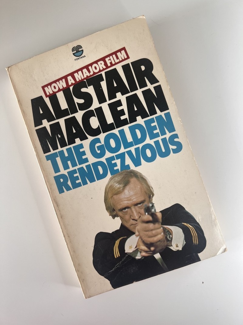 The Golden Rendezvous by Alistair MacLean