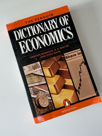 The Penguin Dictionary of Economics by Evan Davis, Graham Bannock, R E Baxter