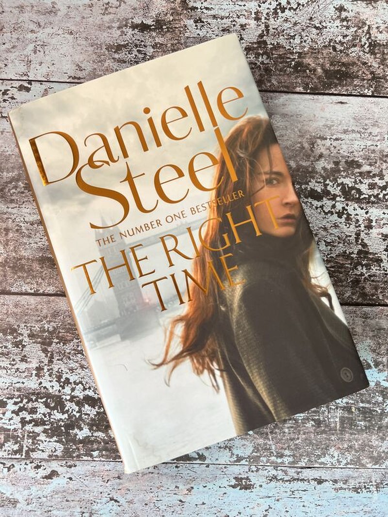 The Right Time by Danielle Steel