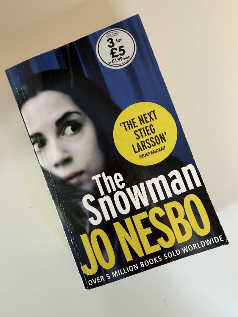 The Snowman by Jo Nesbø