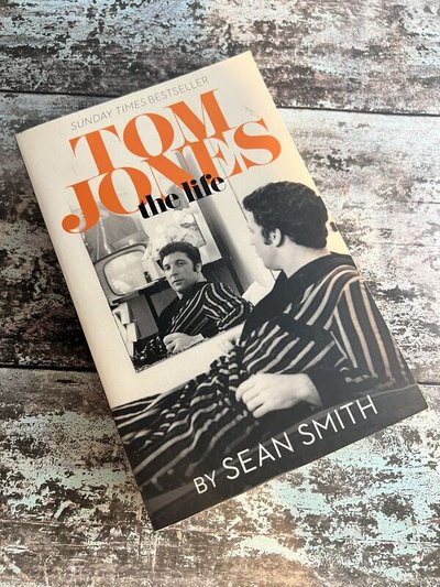 Tom Jones - The Life by Sean Smith