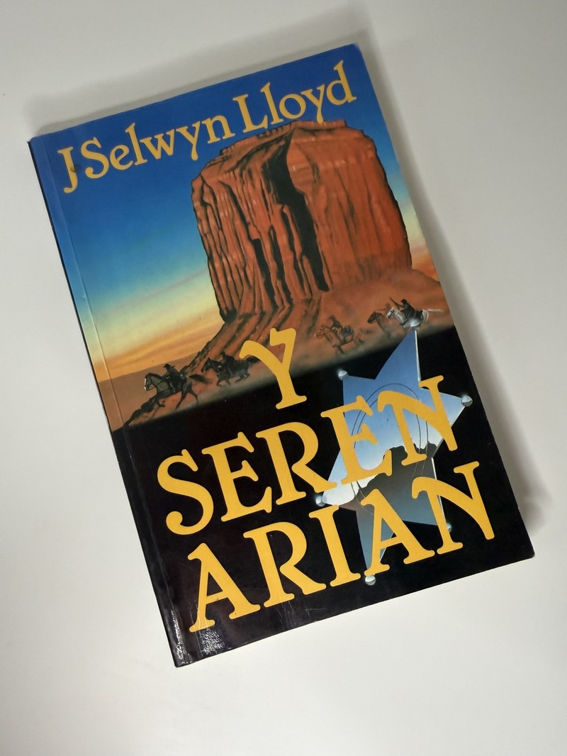 Y seren arian by J. Selwyn Lloyd