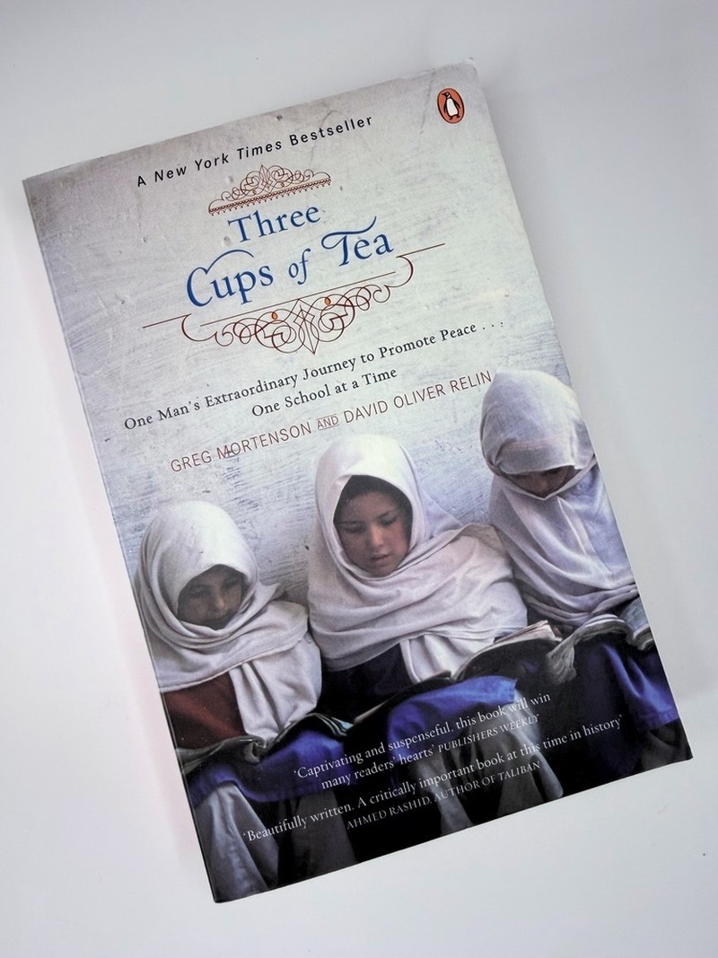 Three Cups of Tea by David Oliver Relin, Greg Mortenson