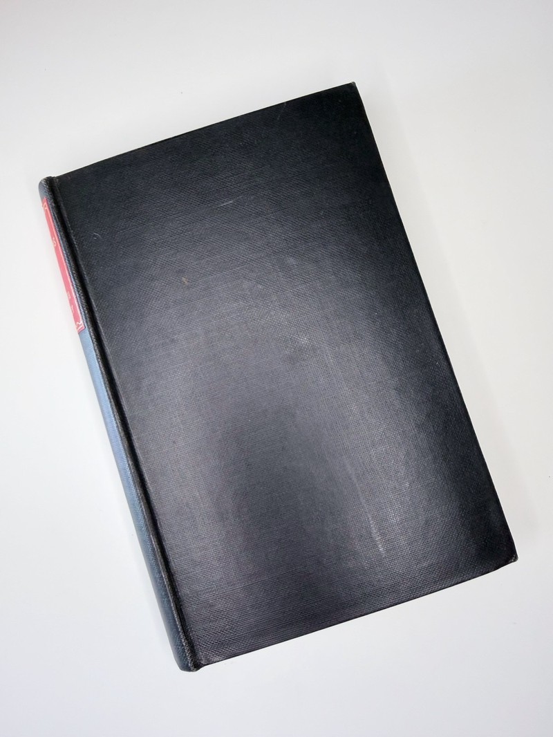 Four Guineas by Elspeth Huxley