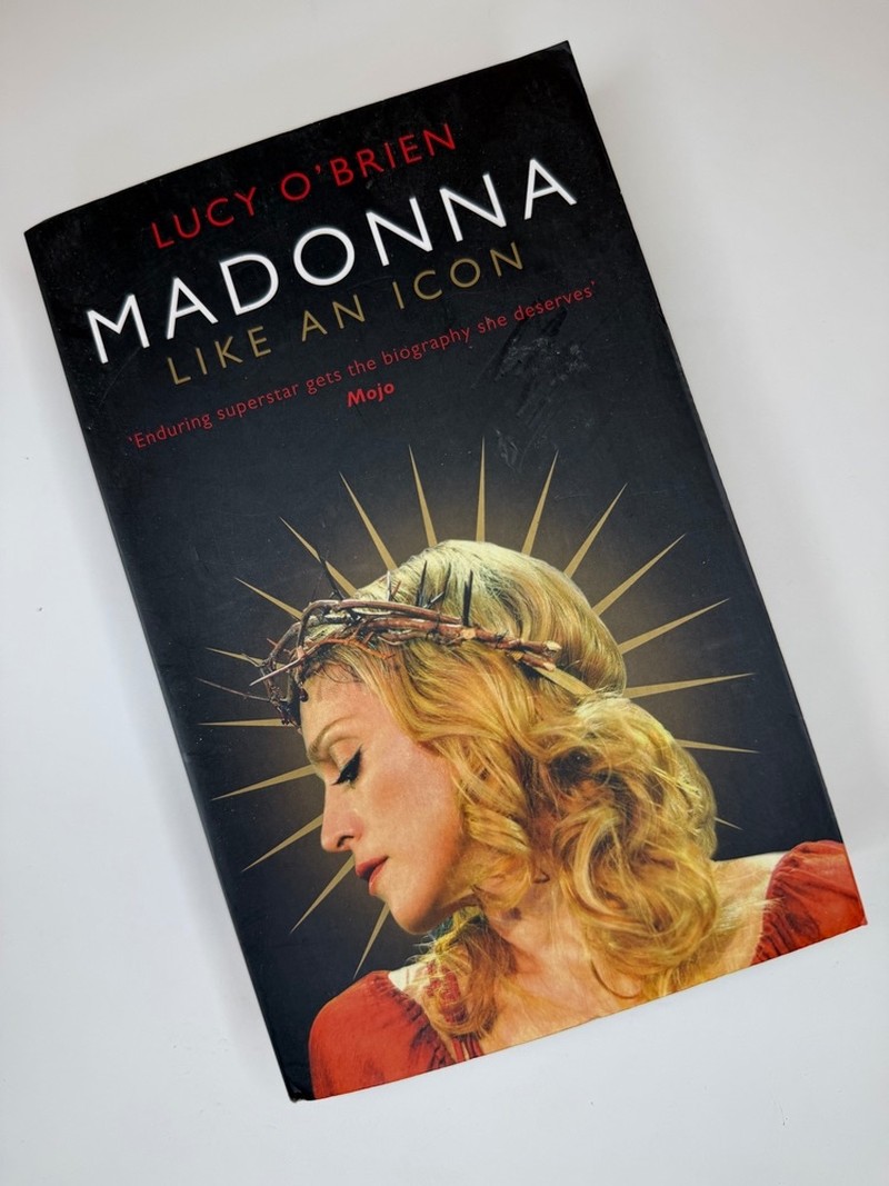 Madonna: Like an Icon by Lucy O'Brien