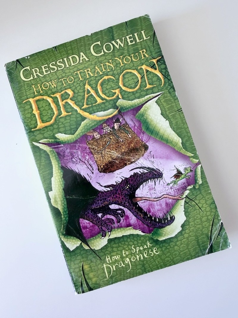 How to Speak Dragonese by Cressida Cowell