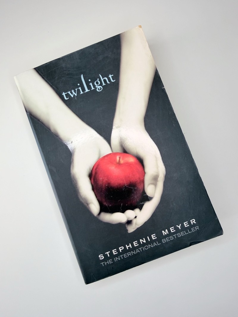 Twilight by Stephenie Meyer