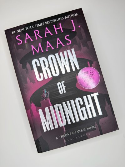 Crown of Midnight by Sarah J Maas