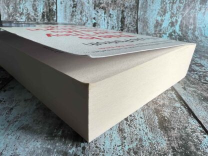 An image of a book by Nicole Perlroth - This is how they tell me the world ends.
