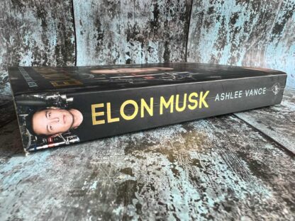 An image of a book by Ashlee Vance - Elon Musk