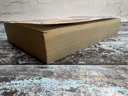 An image of a book by W Michael Gear and Kathleen O'Neal Gear - People of the Moon