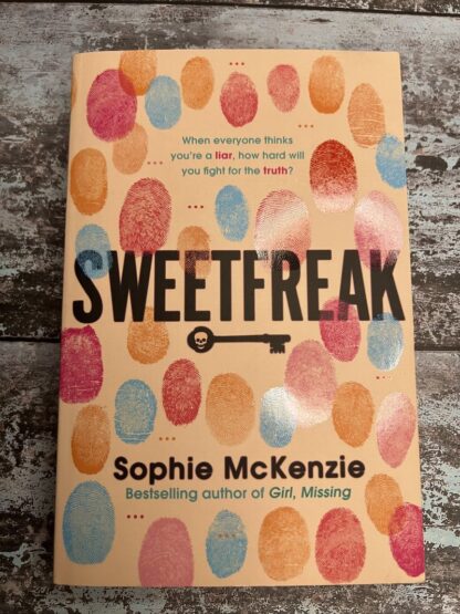 An image of a book by Sophie McKenzie - Sweetfreak