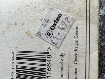 An image of a book by Iain Banks - Dead Air