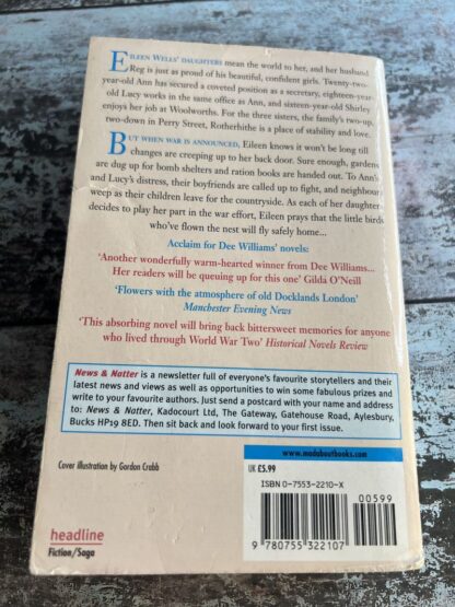 An image of a book by Dee Williams - Love and War