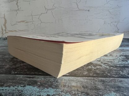 An image of a book by Lucy Foley - The Guest List