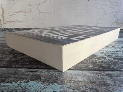 An image of a book by Steph Broadribb - Deep Blue Trouble
