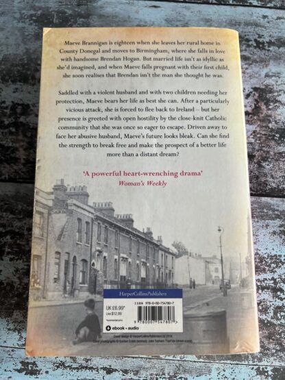 An image of a book by Anne Bennett - Pack up your Troubles