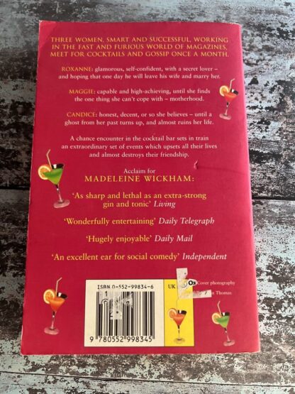 An image of a book by Madeleine Wickham - Cocktails for Three