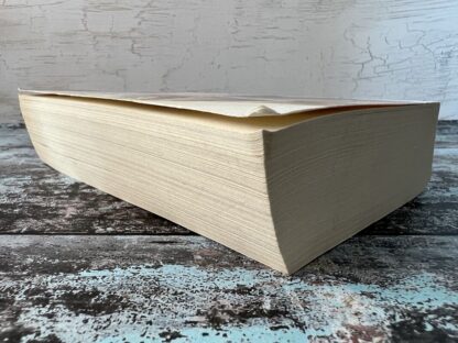 An image of a book by Gilda O'Neill - The Bells of Bow