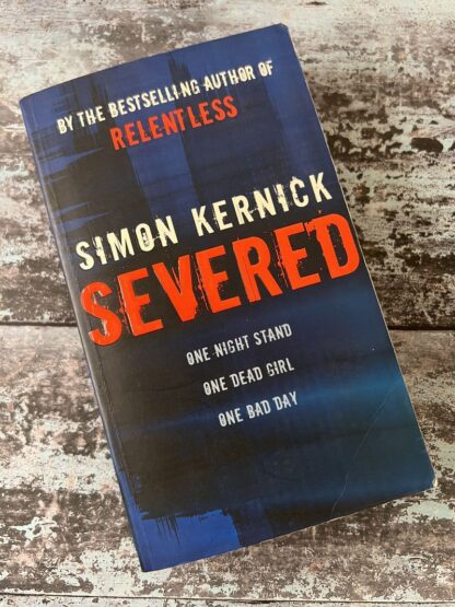 An image of a book by Simon Kernick - Severed