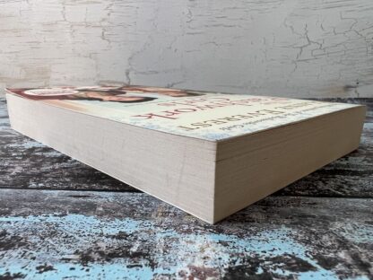 An image of a book by Elaine Everest - The Patchwork Girls