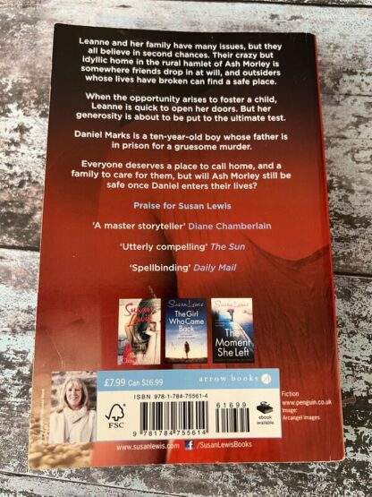 An image of a book by Susan Lewis - Believe In Me