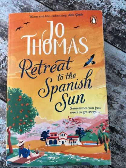 An image of a book by Jo Thomas - Retreat to the Spanish Sun
