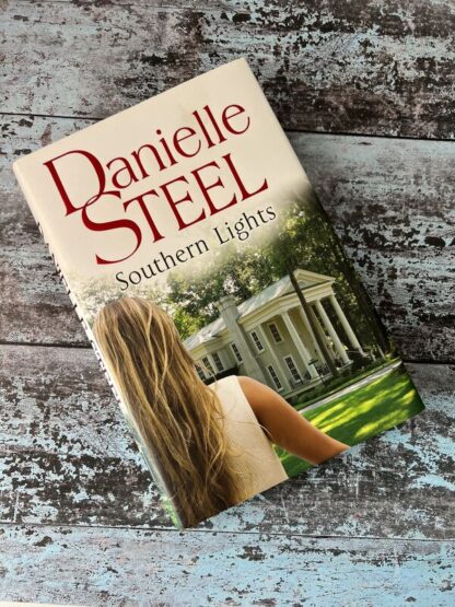 An image of a book by Danielle Steel - Southern Lights