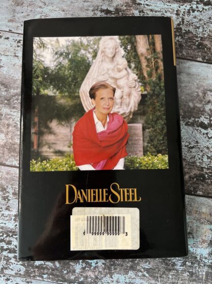 An image of a book by Danielle Steel - Answered Prayers