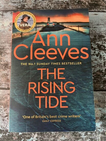 An image of a book by Ann Sleeves - The Rising Tide