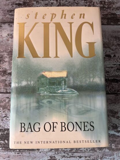 An image of a book by Stephen King - Bag of Bones